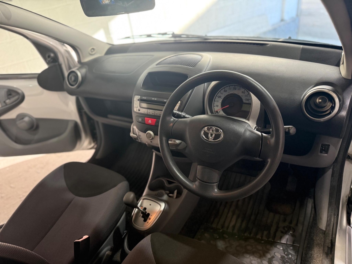 Used Toyota AYGO 2007 for sale - 76850016: Photo 30