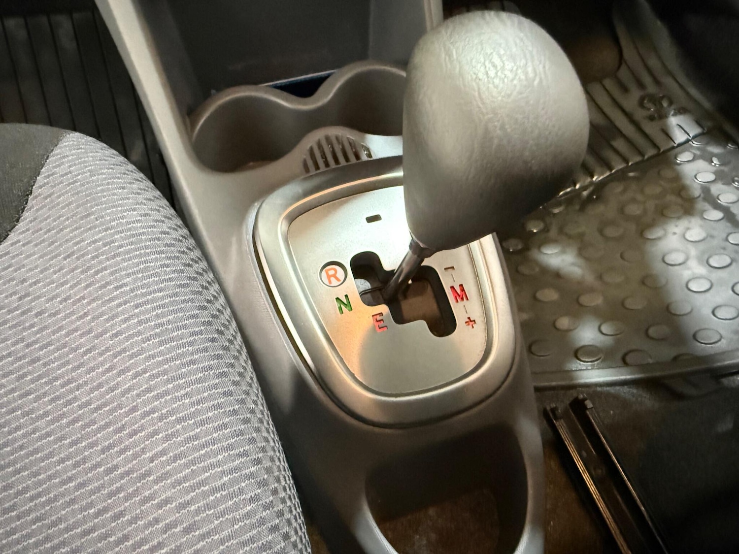 Used Toyota AYGO 2007 for sale - 76850016: Photo 37