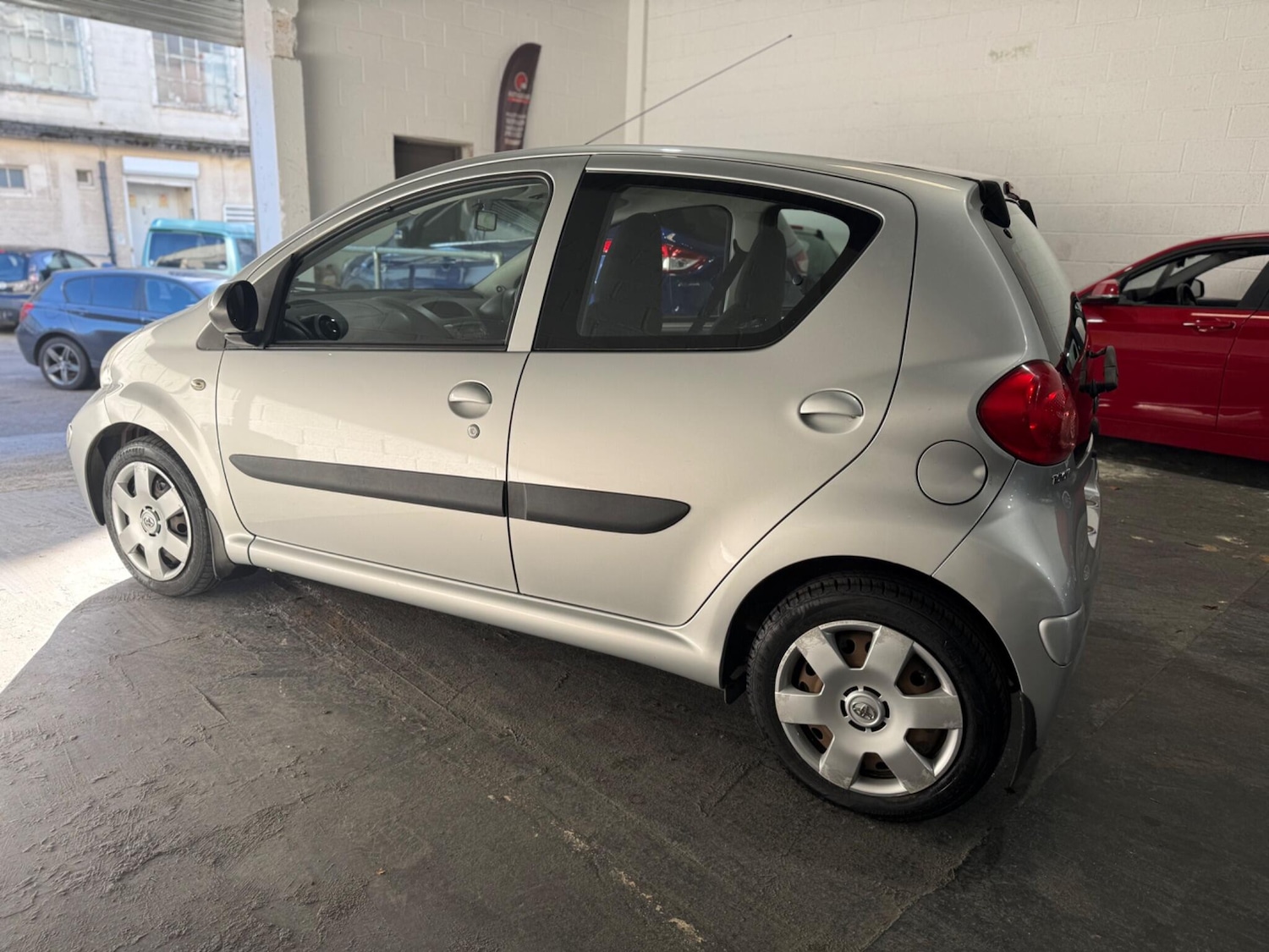 Used Toyota AYGO 2007 for sale - 76850016: Photo 8