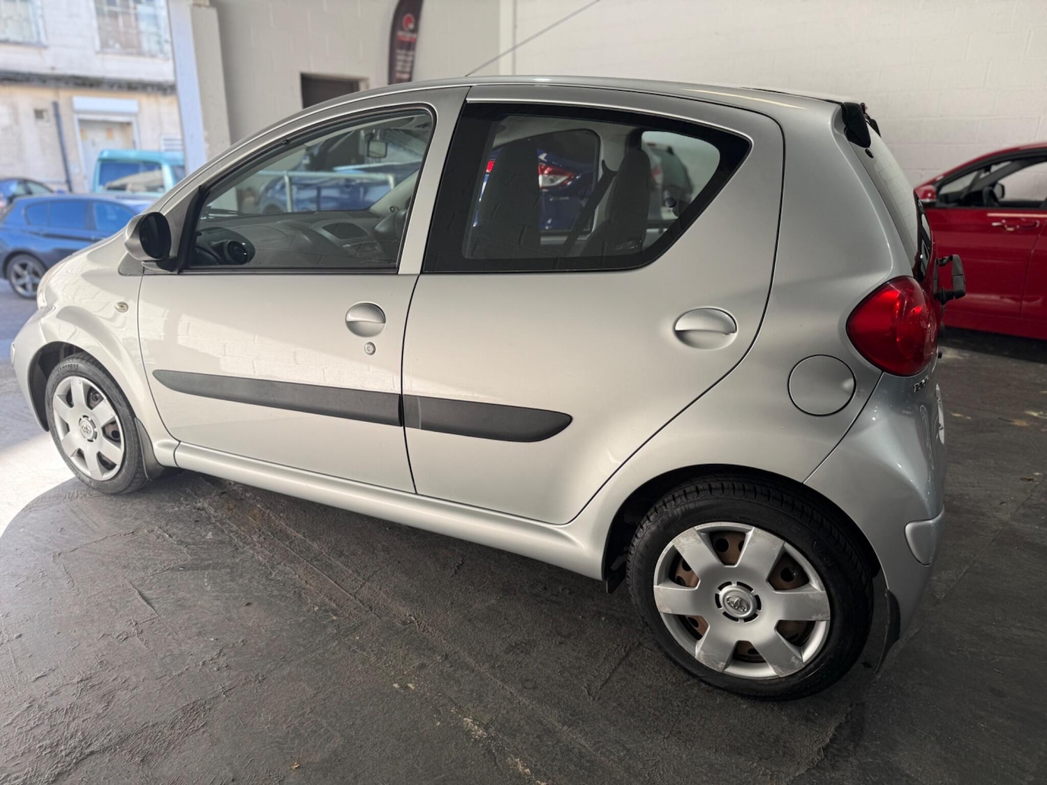 Used Toyota AYGO 2007 for sale - 76850016: Photo 9