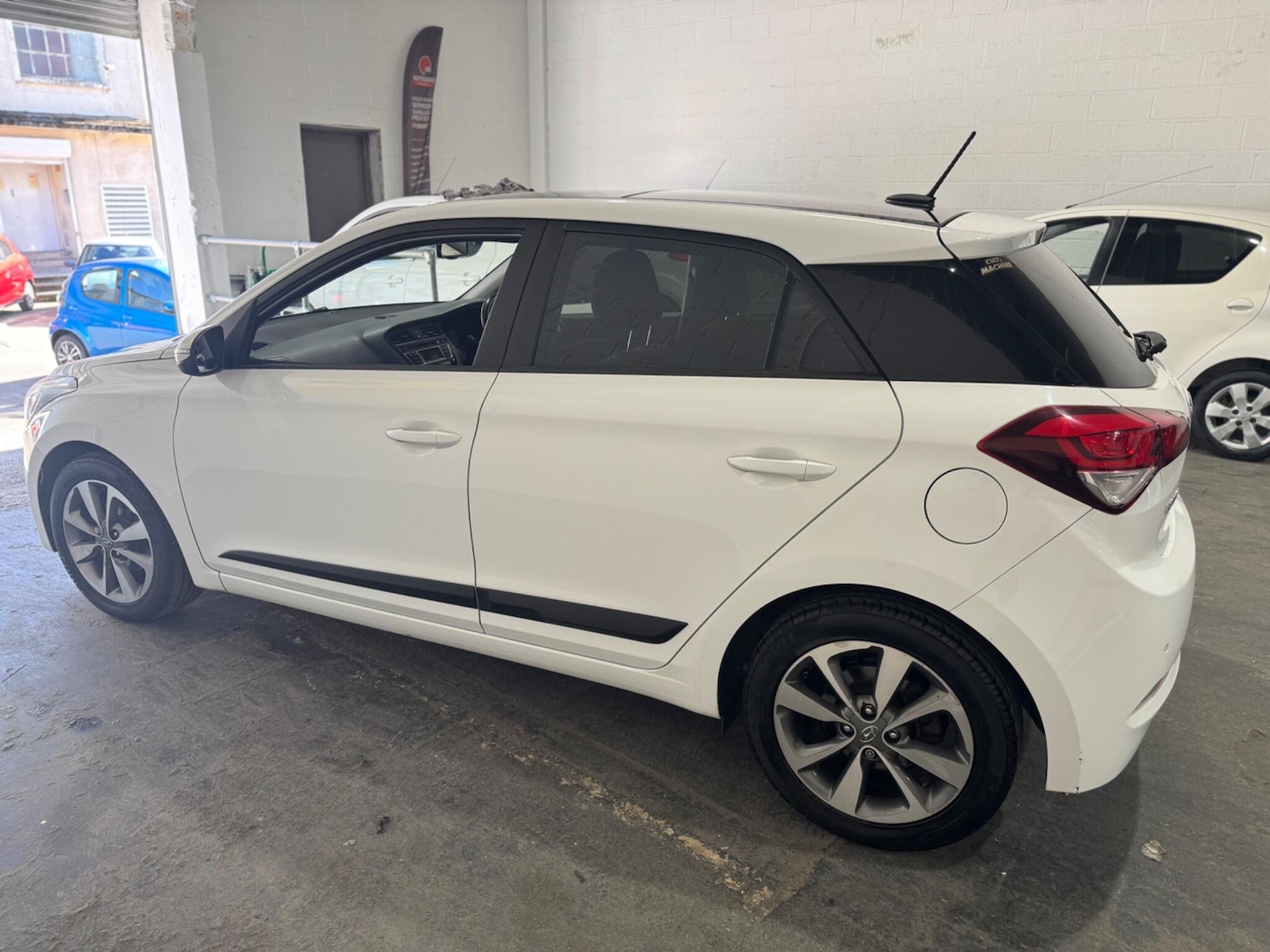 Used Hyundai i20 2015 for sale - 78099824: Photo 10