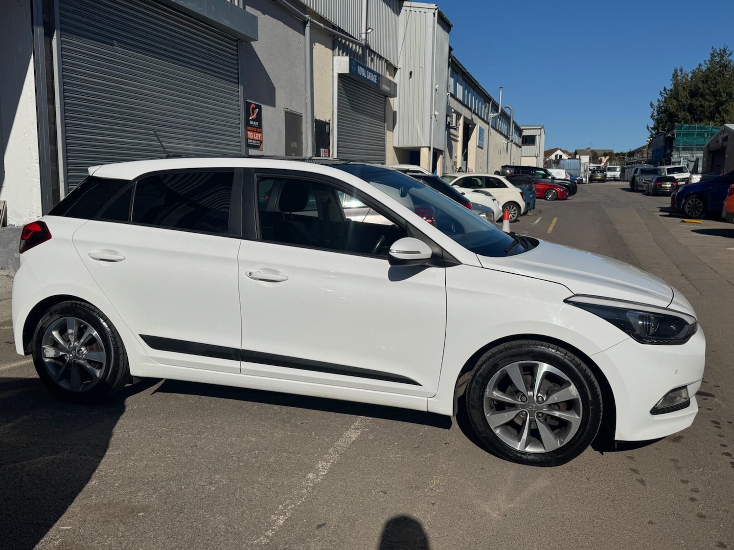 Used Hyundai i20 2015 for sale - 78099824: Photo 17