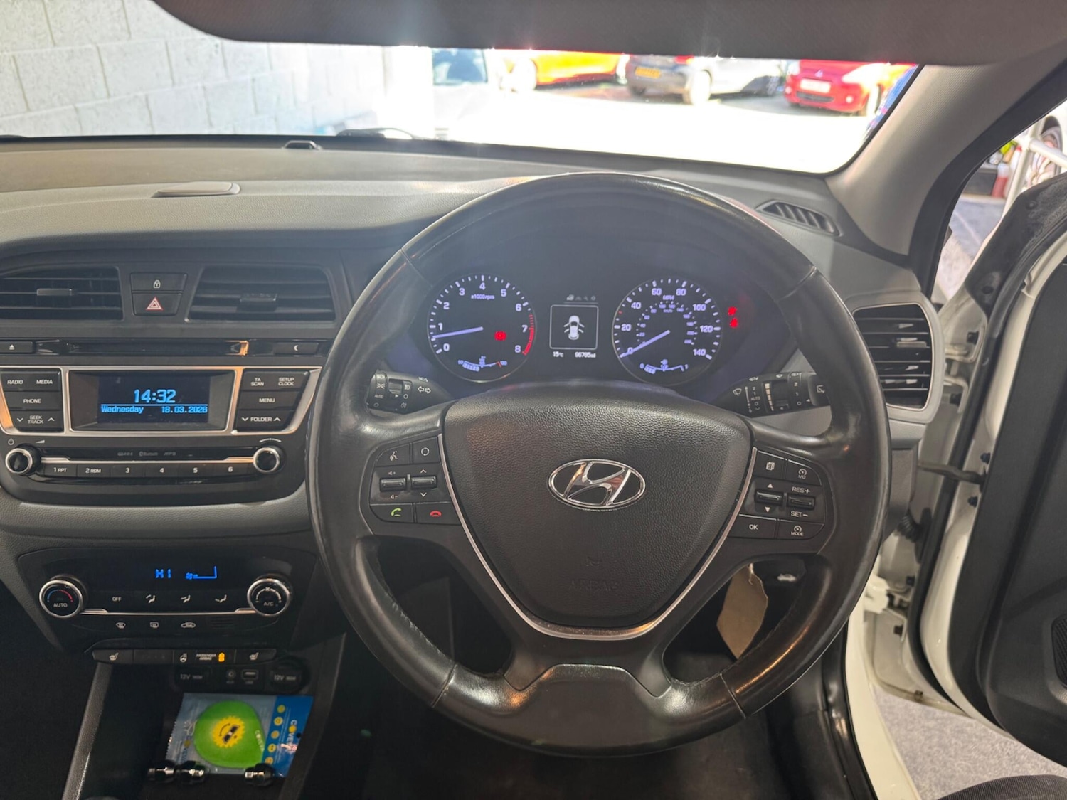 Used Hyundai i20 2015 for sale - 78099824: Photo 45