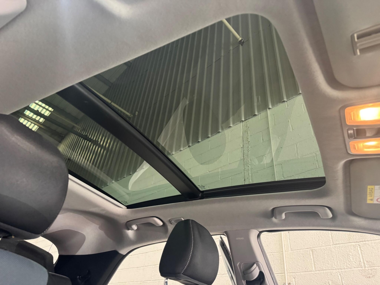 Used Hyundai i20 2015 for sale - 78099824: Photo 55