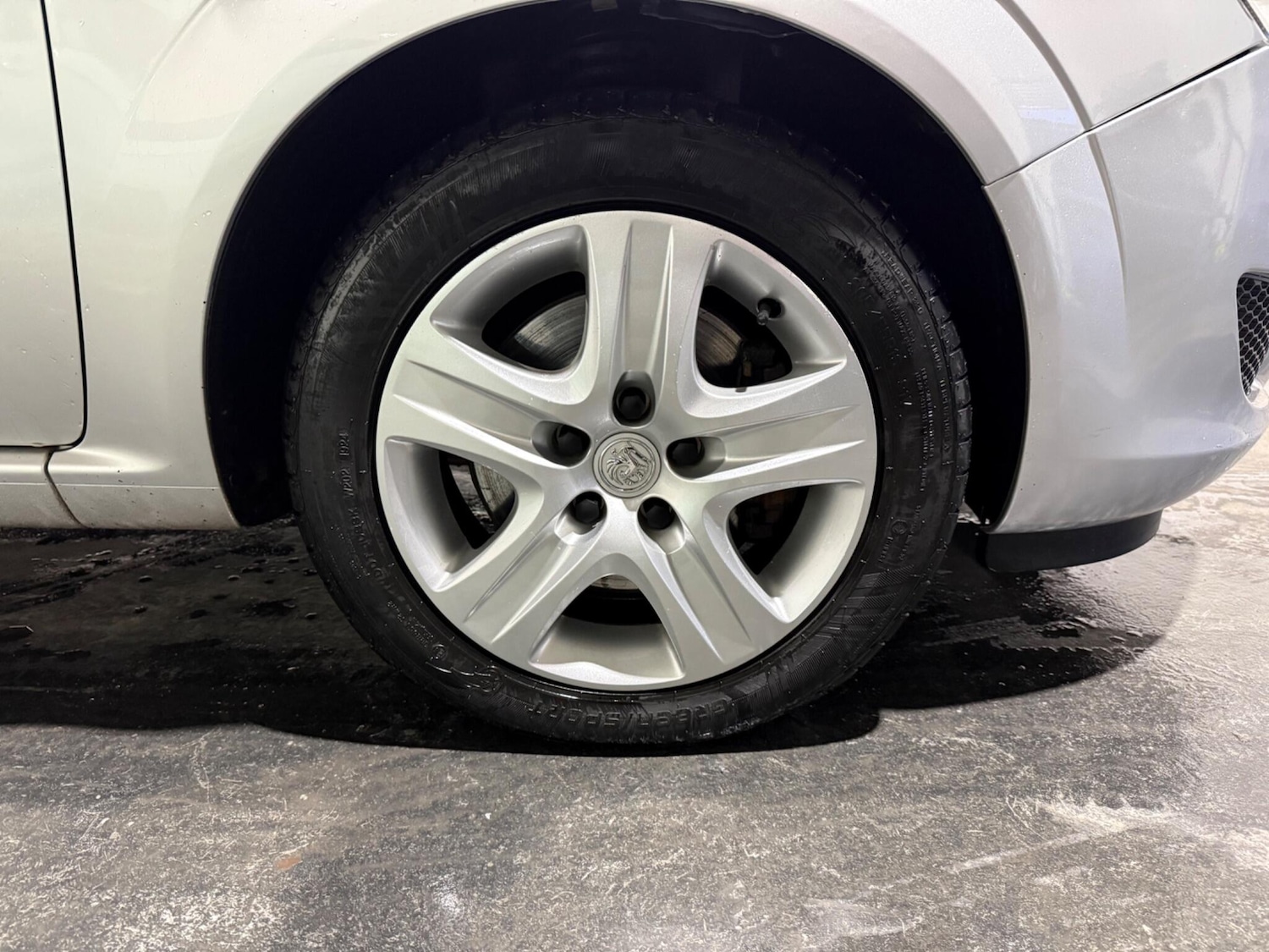 Used Vauxhall Zafira 2010 for sale - 77215194: Photo 23