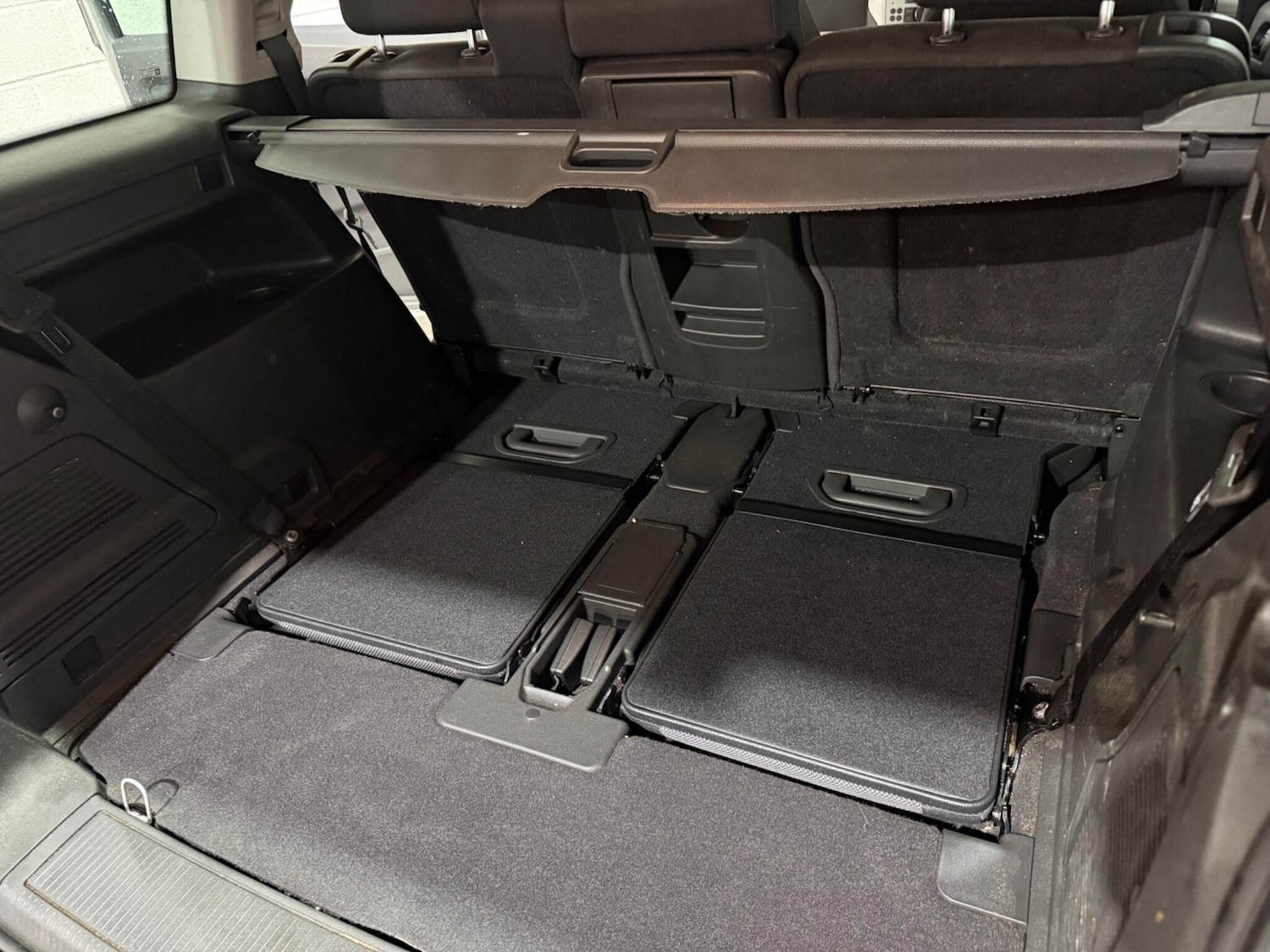 Used Vauxhall Zafira 2010 for sale - 77215194: Photo 37