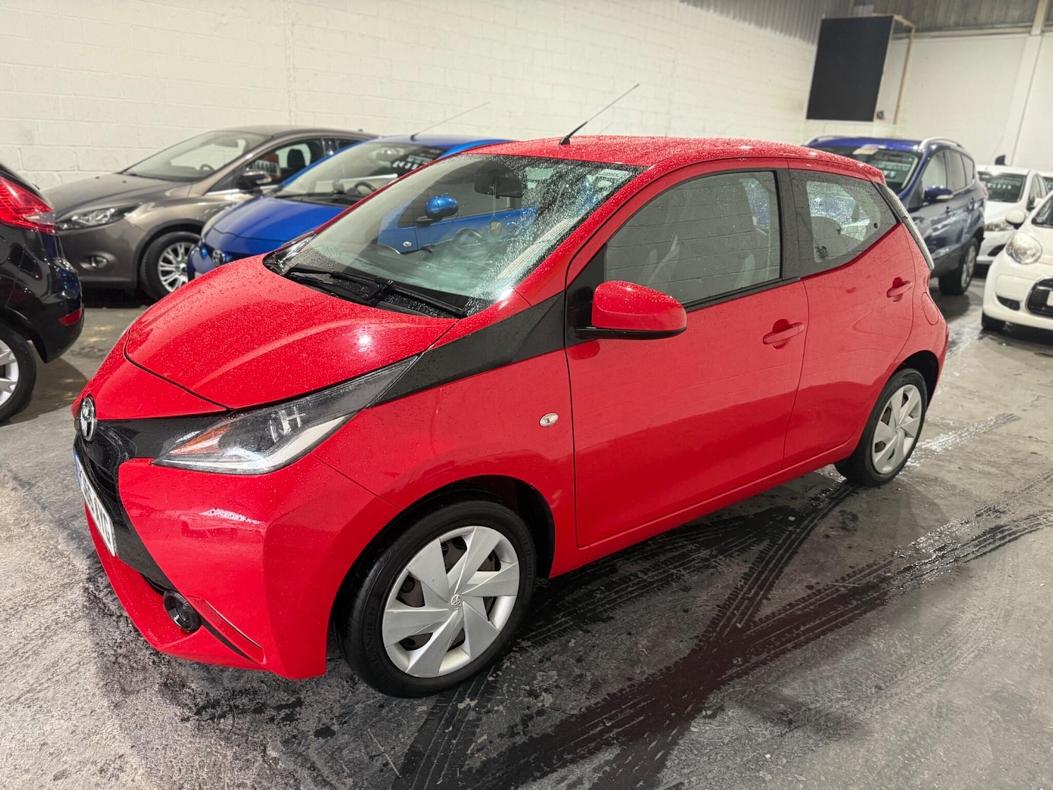 Used Toyota AYGO 2016 for sale - 76360281: Photo 8