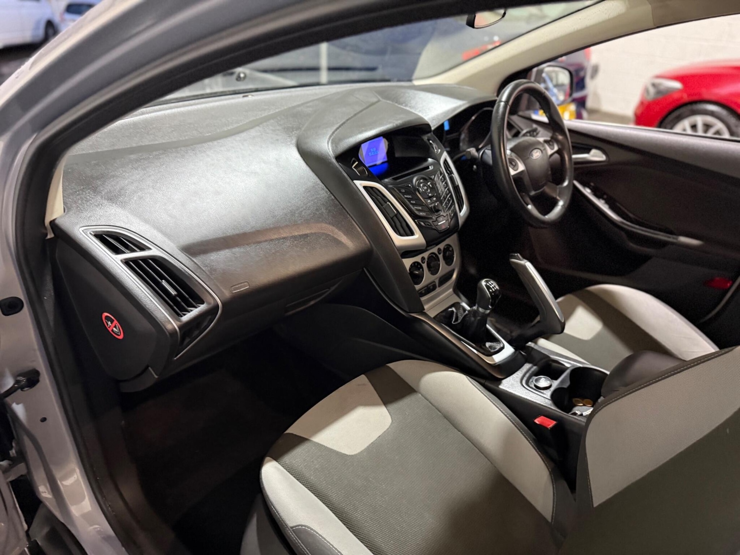 Used Ford Focus 2011 for sale - 77015398: Photo 20