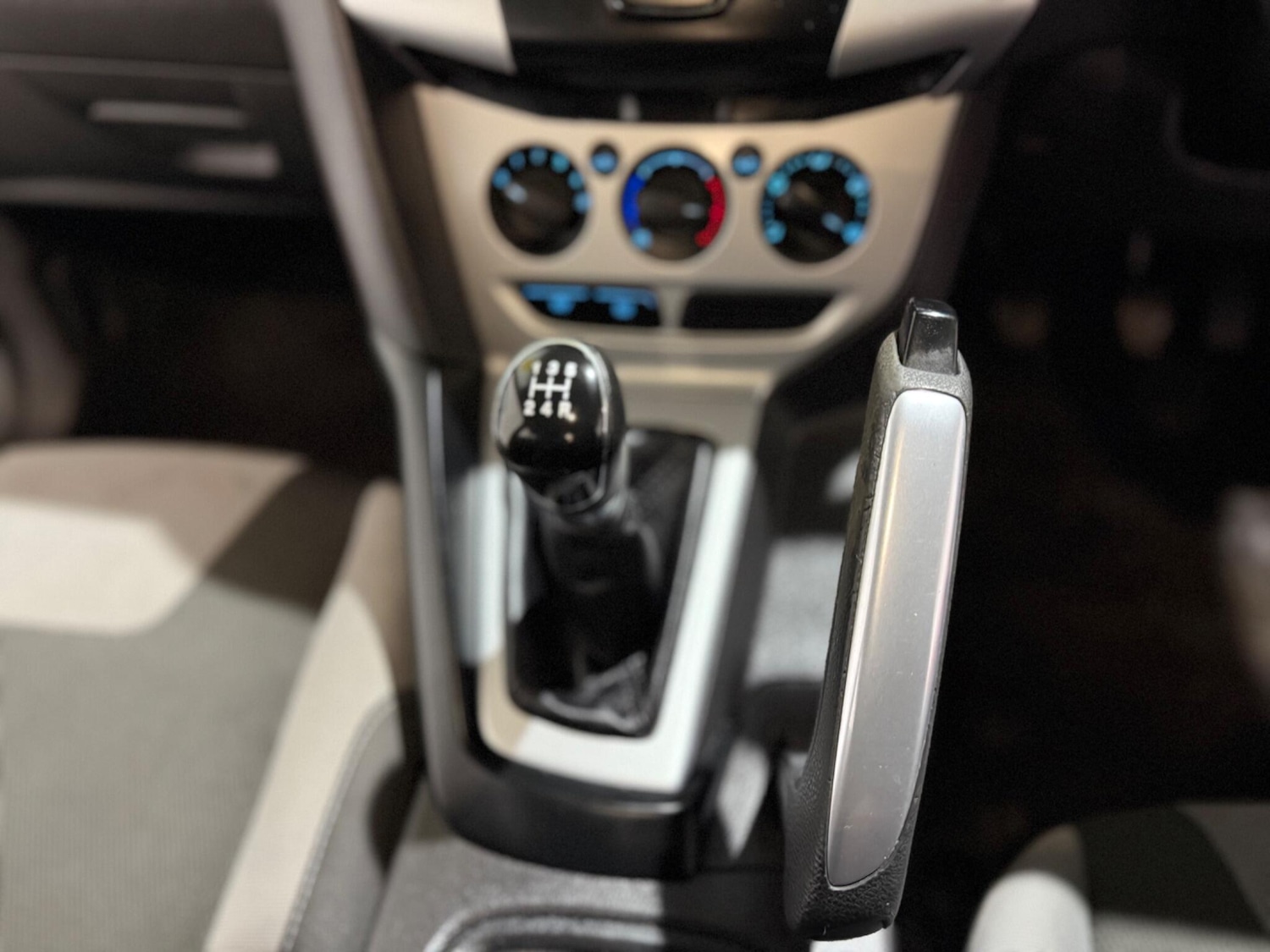 Used Ford Focus 2011 for sale - 77015398: Photo 36