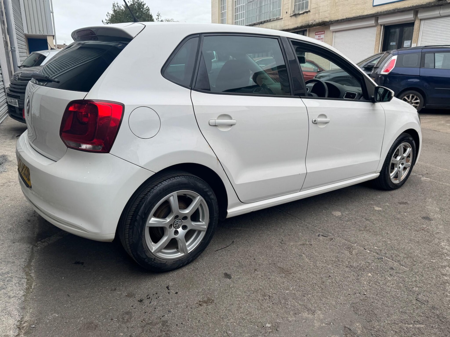 Used Volkswagen Polo 2010 for sale - 78185068: Photo 18
