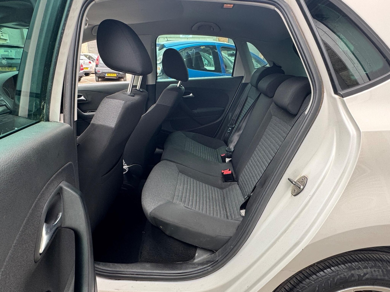 Used Volkswagen Polo 2010 for sale - 78185068: Photo 24