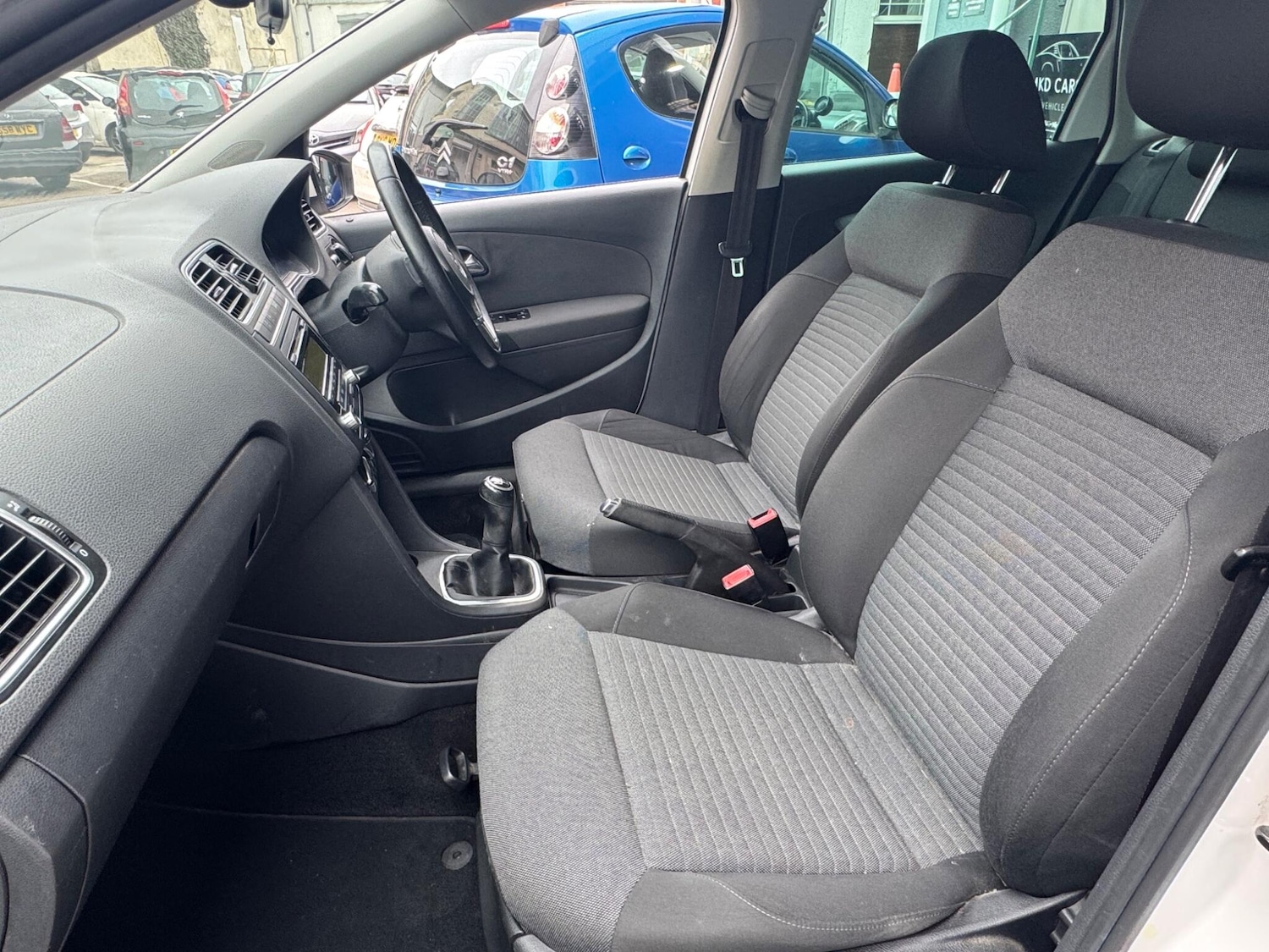 Used Volkswagen Polo 2010 for sale - 78185068: Photo 37