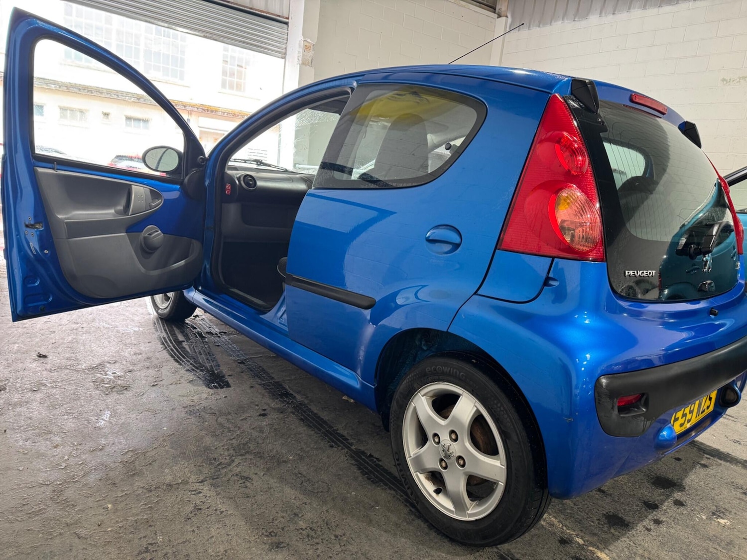 Used Peugeot 107 2009 for sale - 78047373: Photo 13