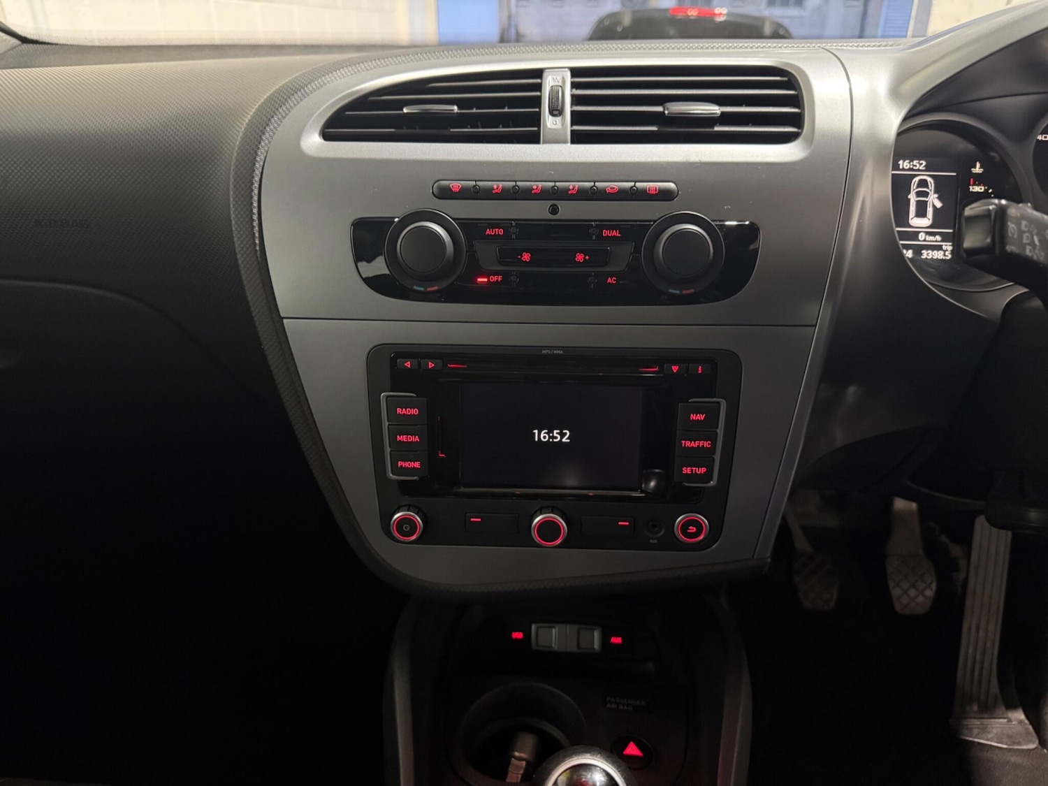 Used SEAT Leon 2011 for sale - 77351696: Photo 46