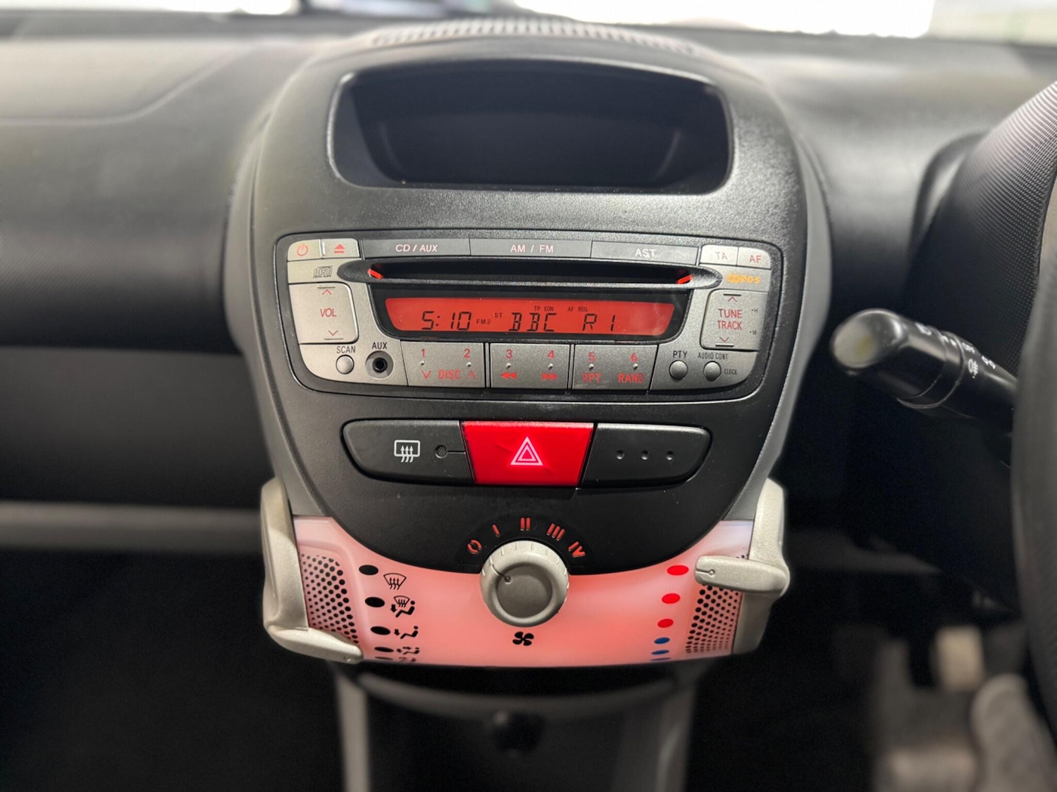 Used Peugeot 107 2011 for sale - 77646123: Photo 39