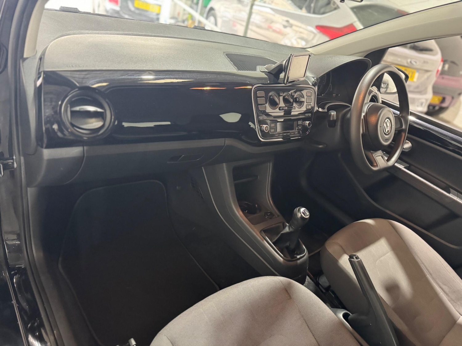 Used Volkswagen up! 2013 for sale - 77783189: Photo 23