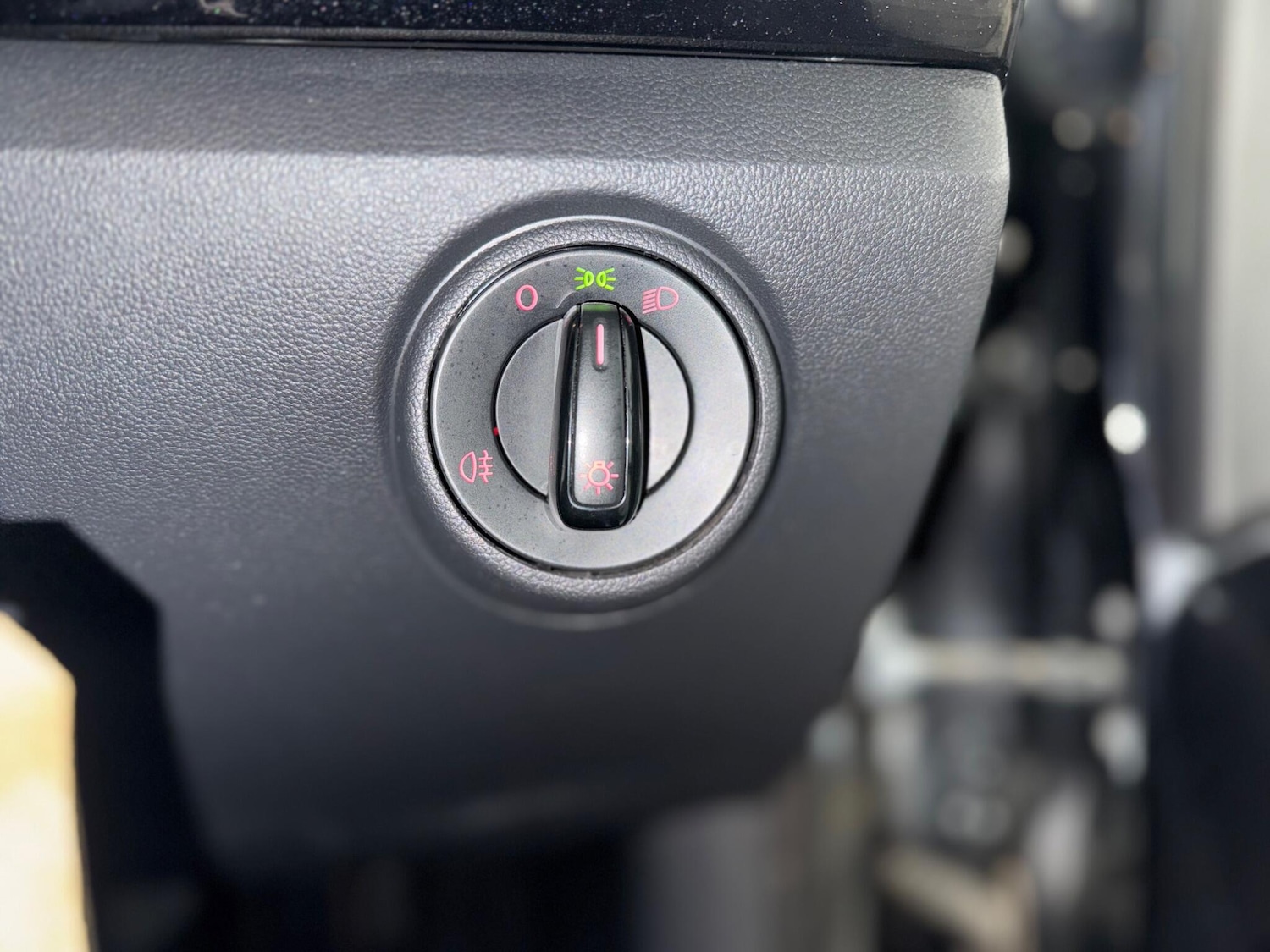 Used Volkswagen up! 2013 for sale - 77783189: Photo 29