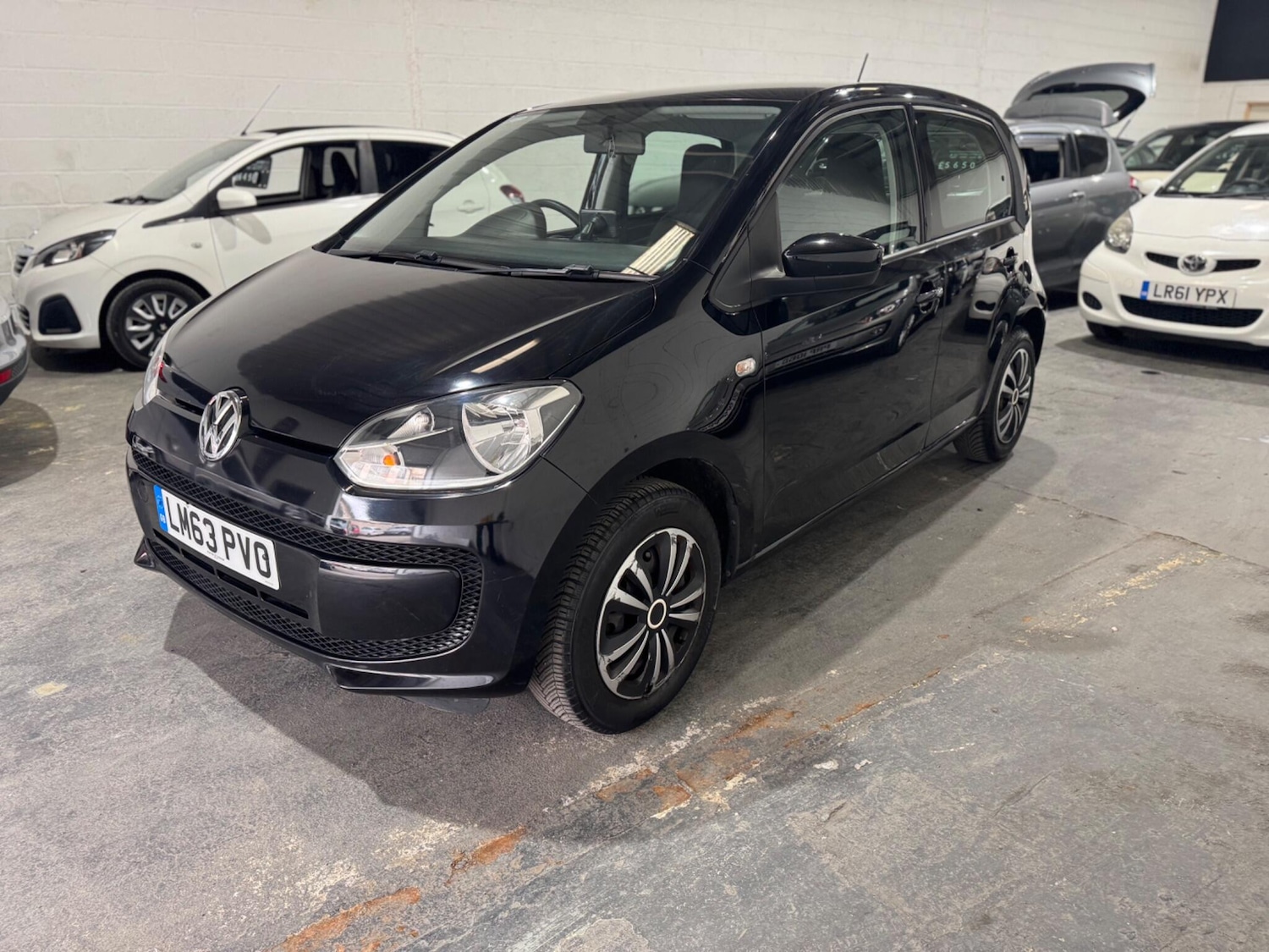 Used Volkswagen up! 2013 for sale - 77783189: Photo 6