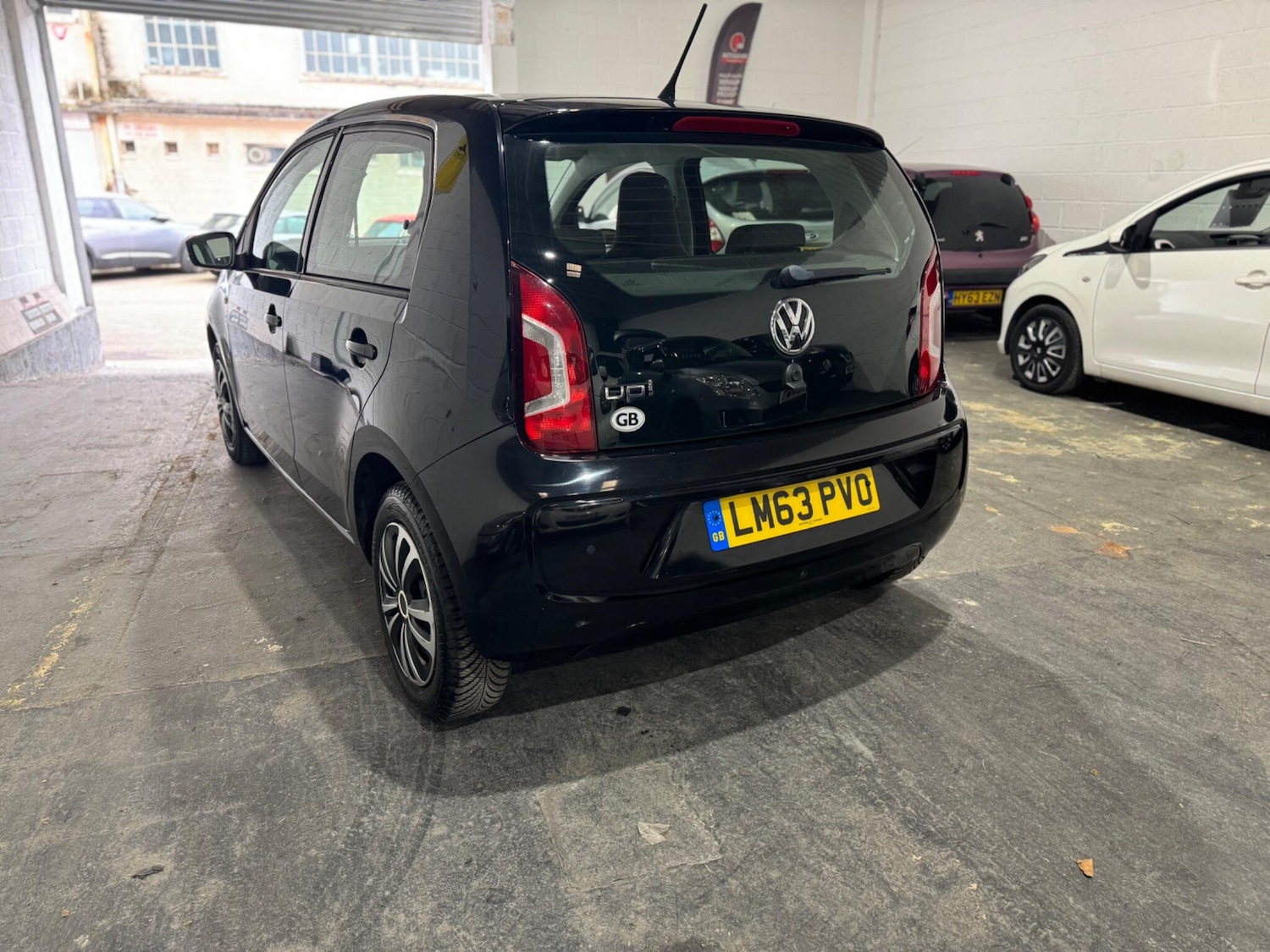 Used Volkswagen up! 2013 for sale - 77783189: Photo 7