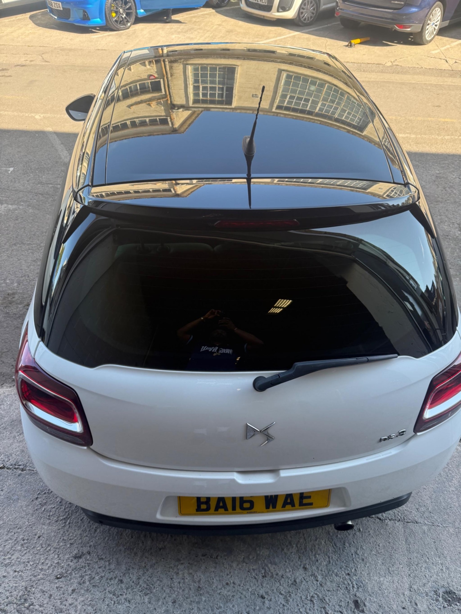 Vehicle 33