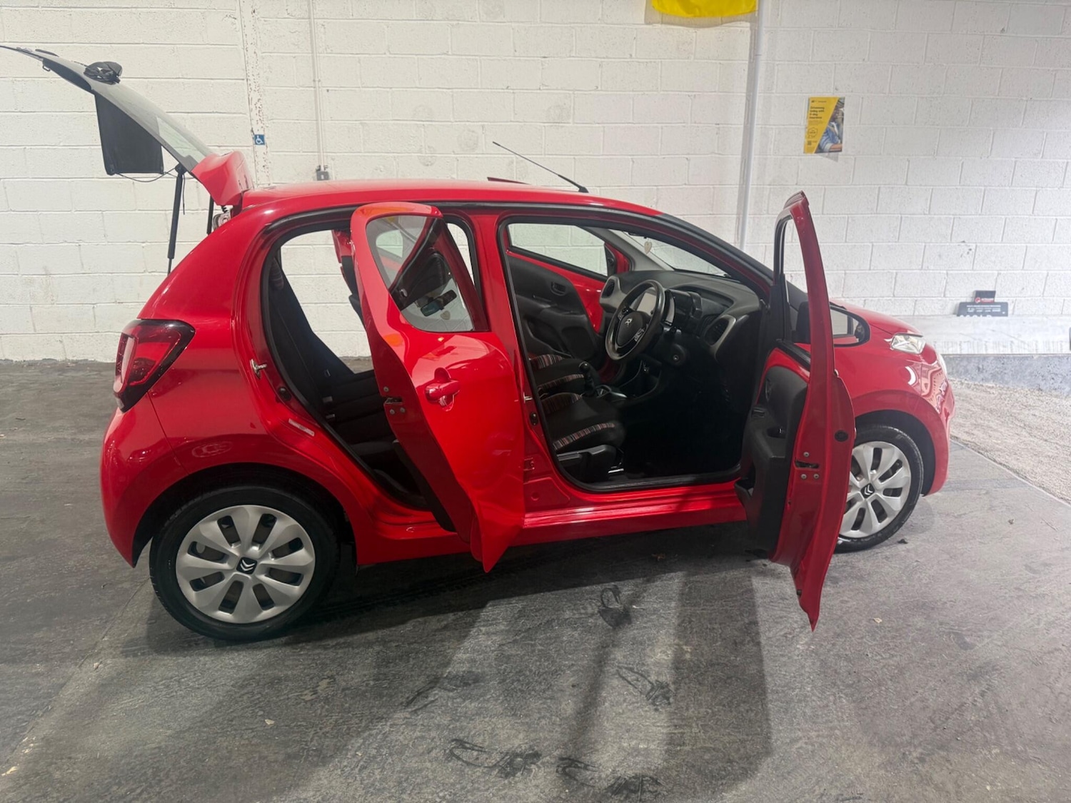 Used Citroen C1 2016 for sale - 76432586: Photo 30