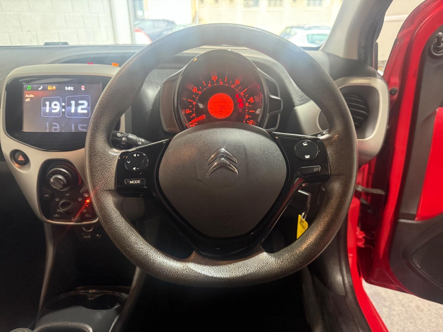 Used Citroen C1 2016 for sale - 76432586: Photo 32