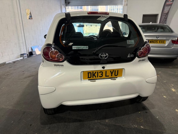 Used Toyota AYGO 2013 for sale - 76189930: Photo 11