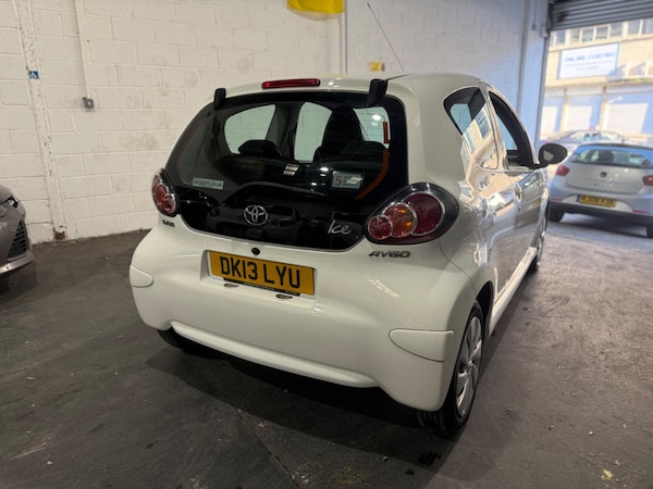 Used Toyota AYGO 2013 for sale - 76189930: Photo 13