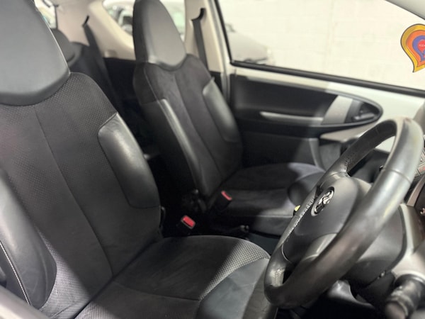 Used Toyota AYGO 2013 for sale - 76189930: Photo 35