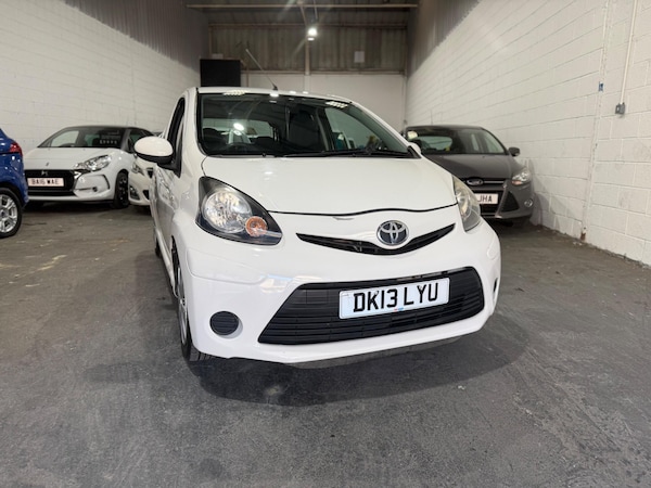 Used Toyota AYGO 2013 for sale - 76189930: Photo 4