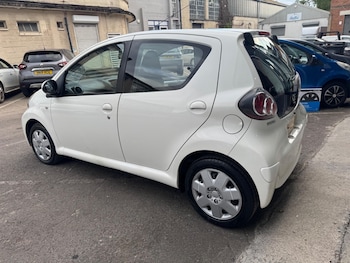 Used Toyota AYGO 2013 for sale - 78548399: Photo