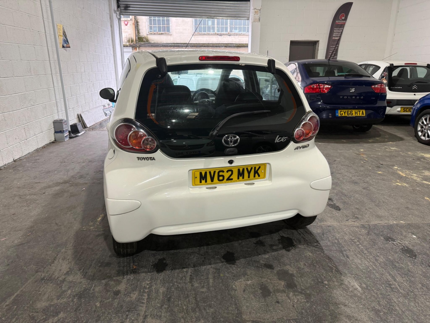 Used Toyota AYGO 2013 for sale - 77396231: Photo 10