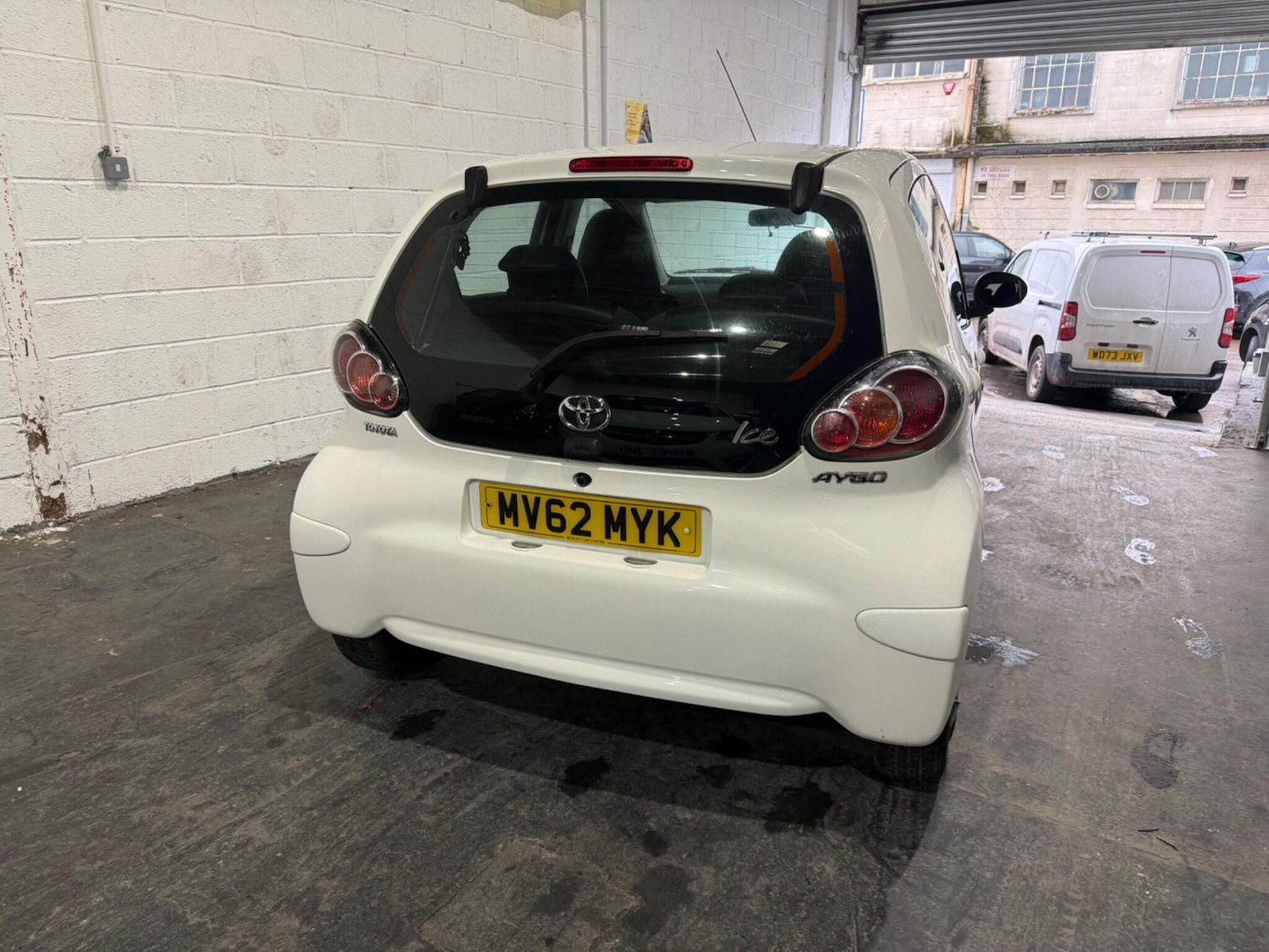 Used Toyota AYGO 2013 for sale - 77396231: Photo 11