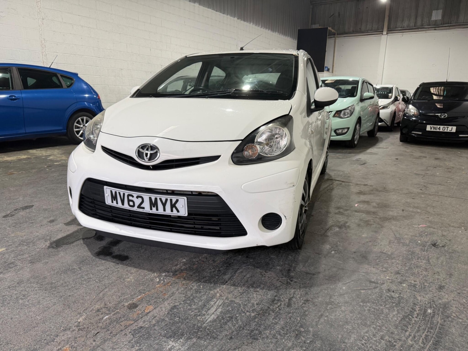 Used Toyota AYGO 2013 for sale - 77396231: Photo 3