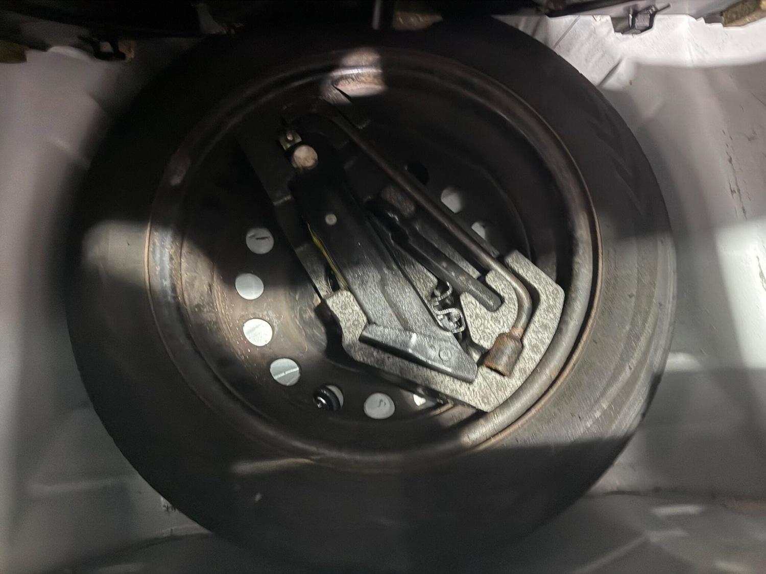 Used Toyota AYGO 2013 for sale - 77396231: Photo 38