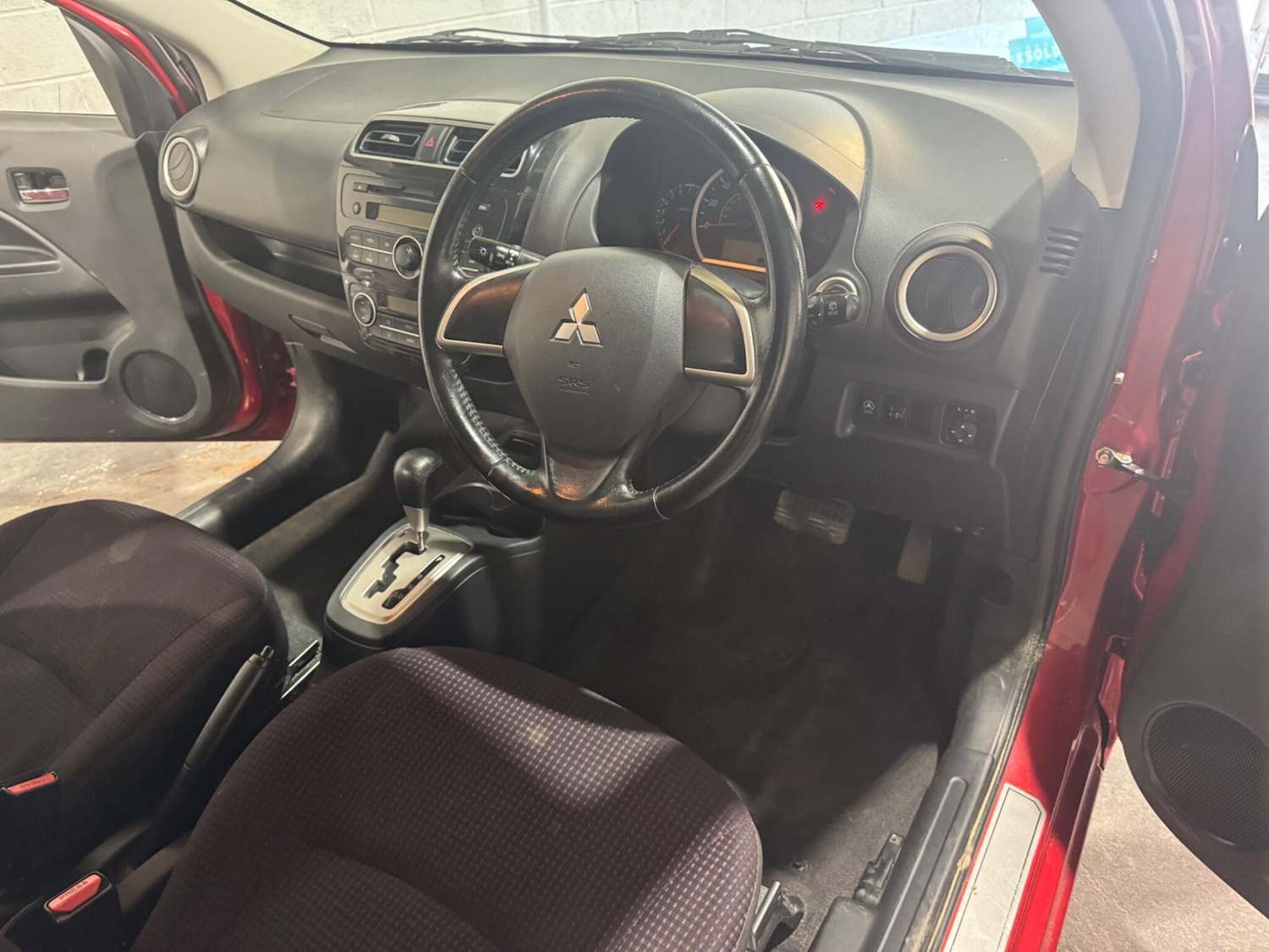 Used Mitsubishi Mirage 2014 for sale - 77957713: Photo 32