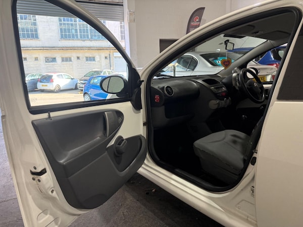 Used Citroen C1 2011 for sale - 76190077: Photo 16