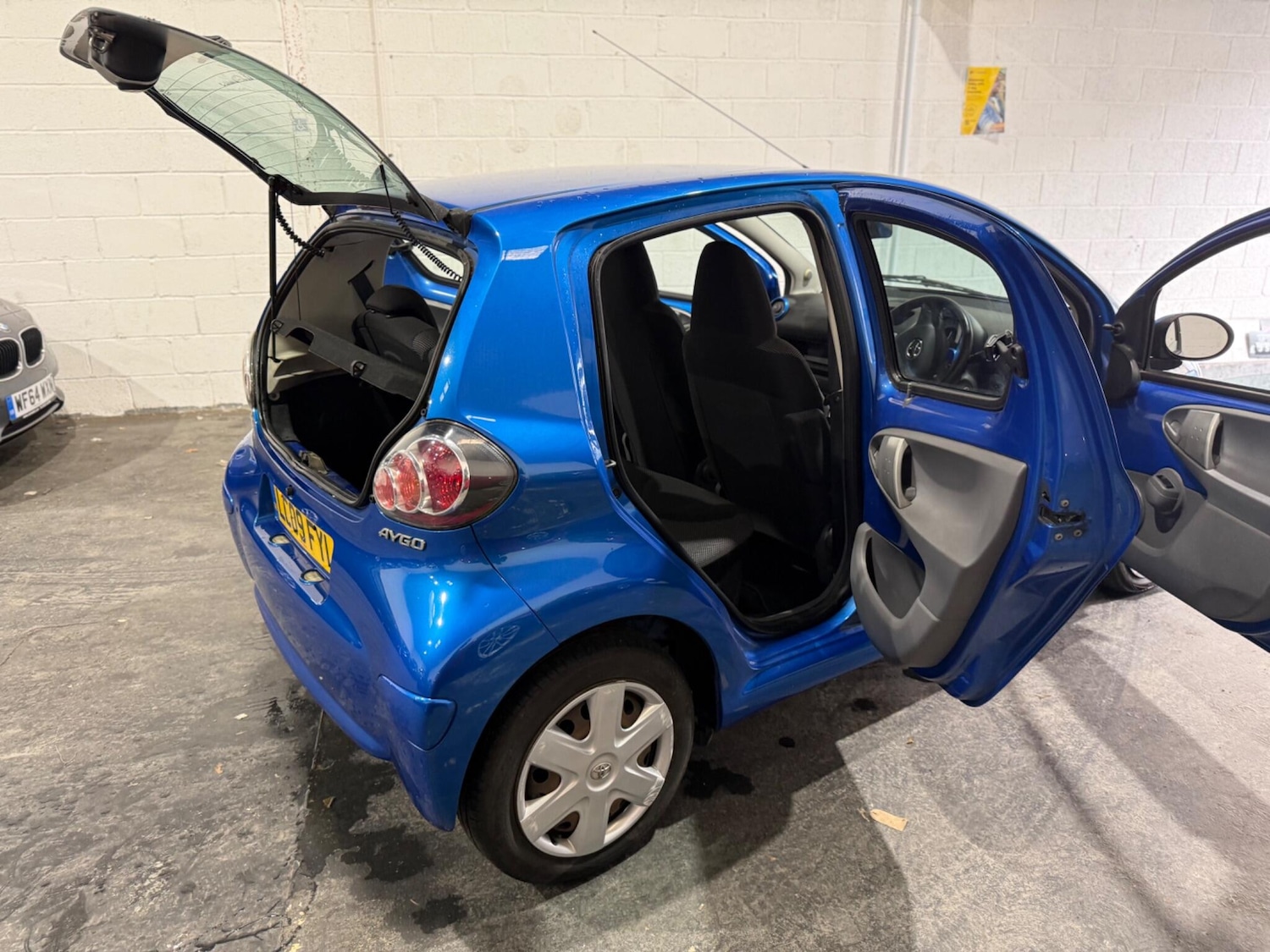 Used Toyota AYGO 2009 for sale - 76849622: Photo 15