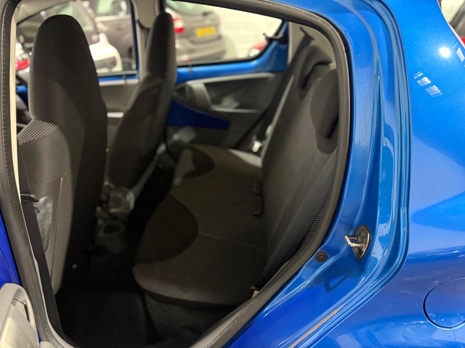 Used Toyota AYGO 2009 for sale - 76849622: Photo 30