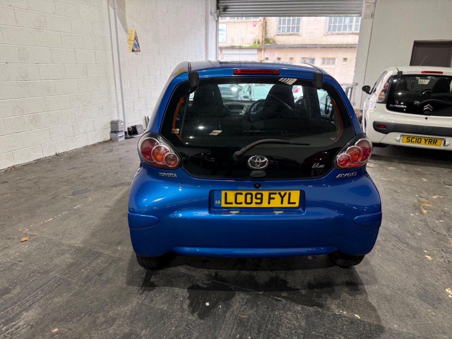 Used Toyota AYGO 2009 for sale - 76849622: Photo 9