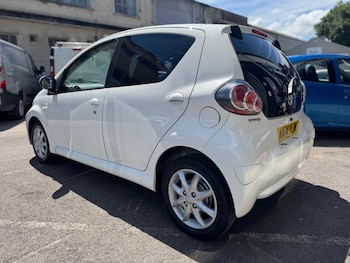 Used Toyota AYGO 2014 for sale - 79076051: Photo