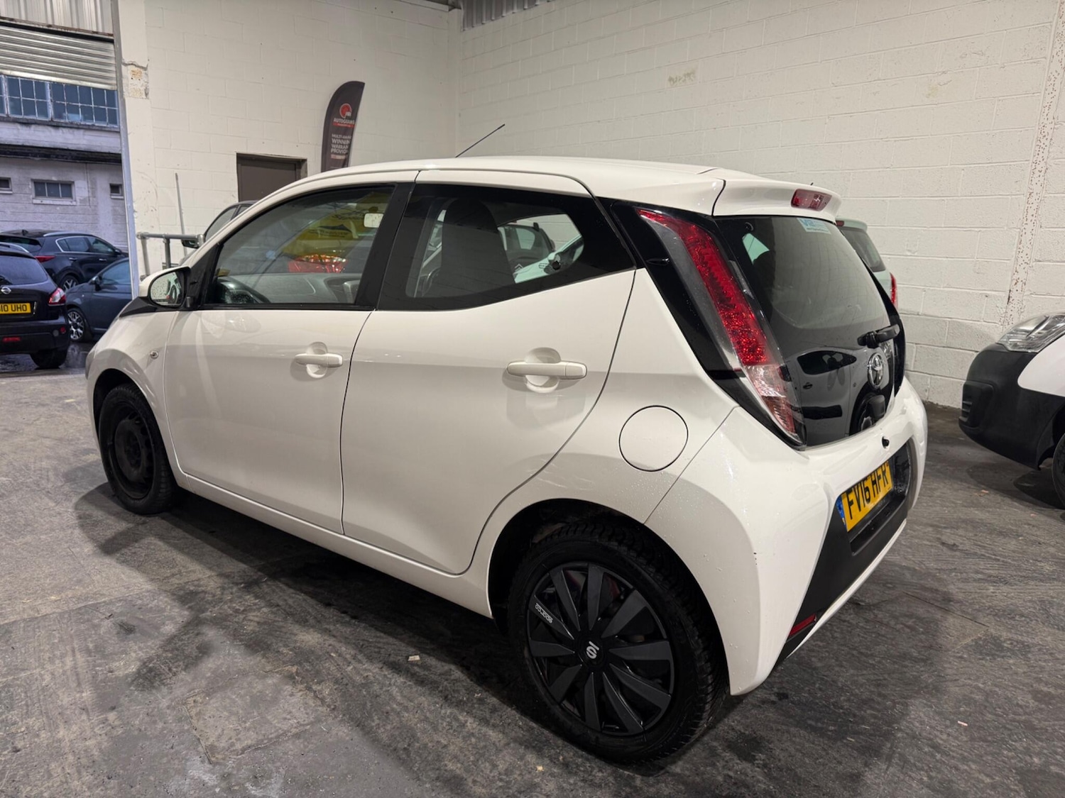 Used Toyota AYGO for sale - 77267978: Photo 11