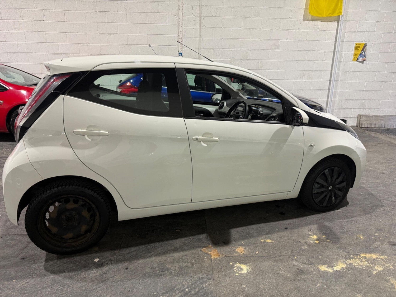 Used Toyota AYGO for sale - 77267978: Photo 16