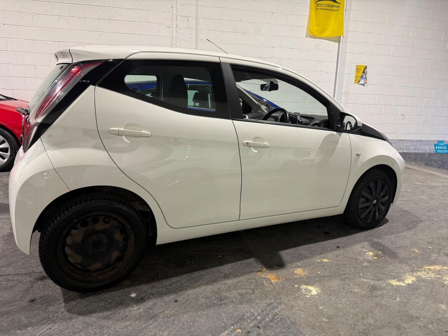 Used Toyota AYGO for sale - 77267978: Photo 17