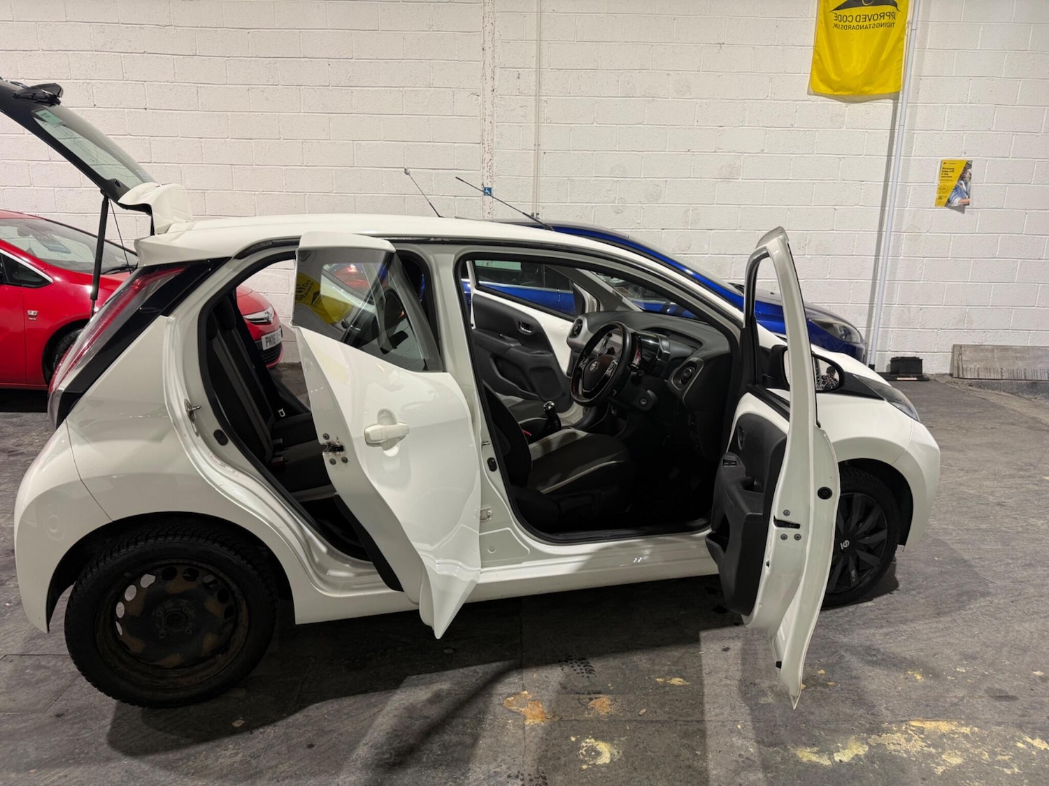 Used Toyota AYGO for sale - 77267978: Photo 19