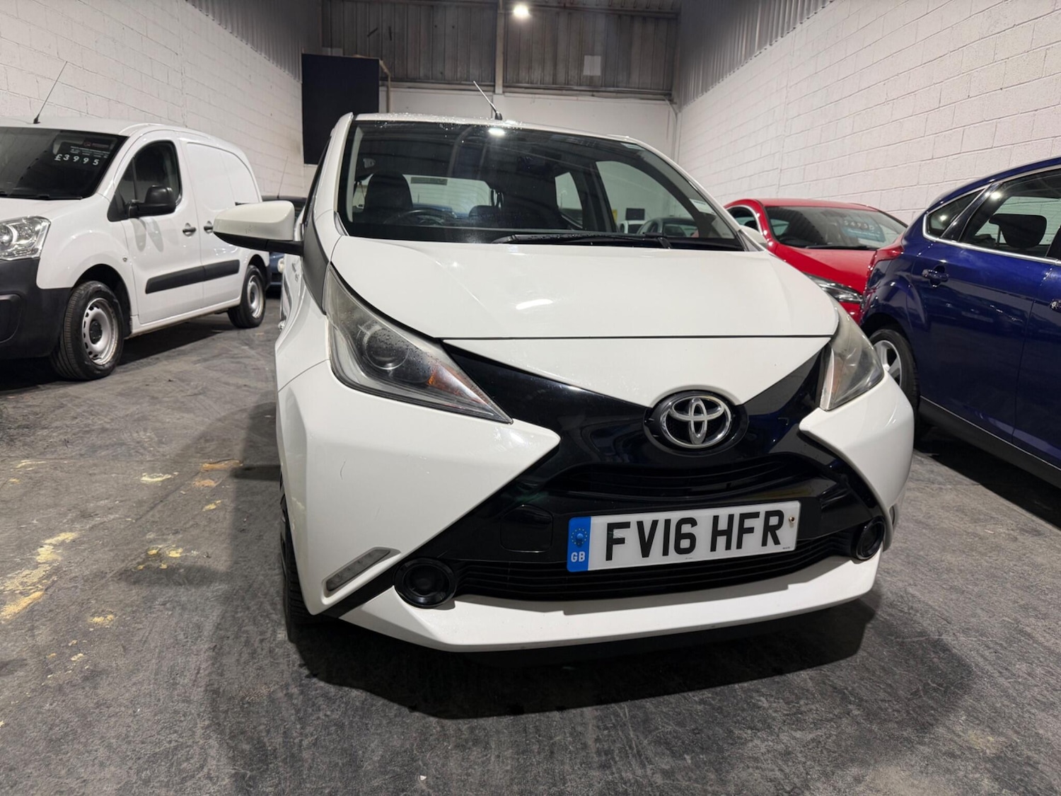Used Toyota AYGO for sale - 77267978: Photo 2