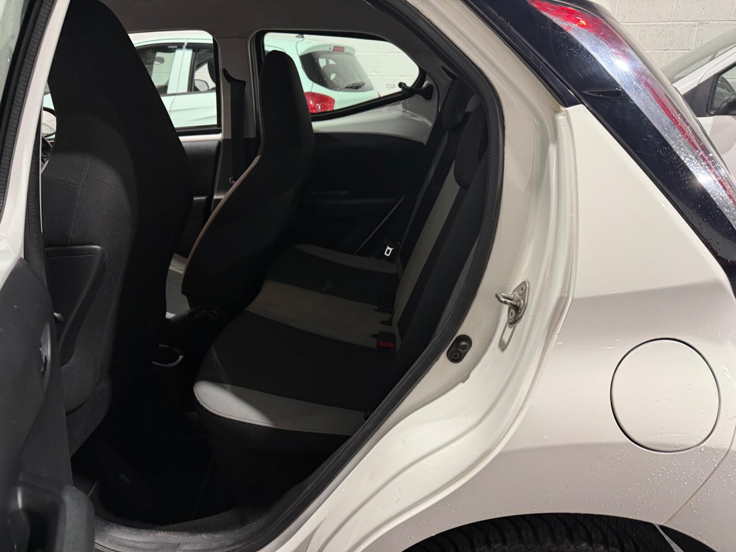 Used Toyota AYGO for sale - 77267978: Photo 24