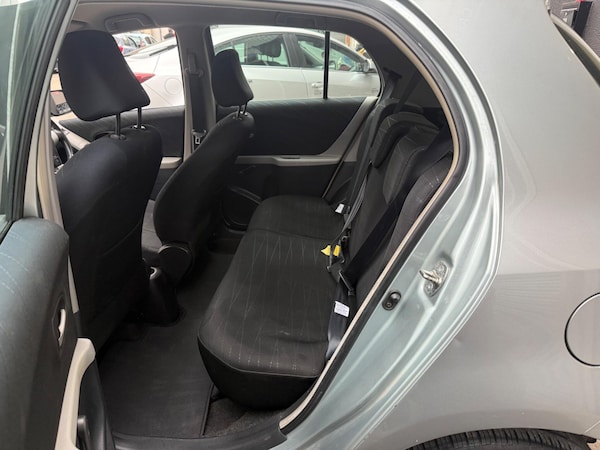 Used Toyota Yaris 2006 for sale - 76259346: Photo 21