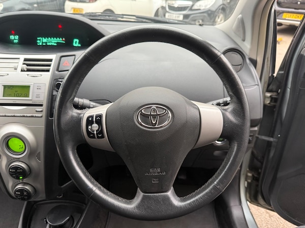 Used Toyota Yaris 2006 for sale - 76259346: Photo 32
