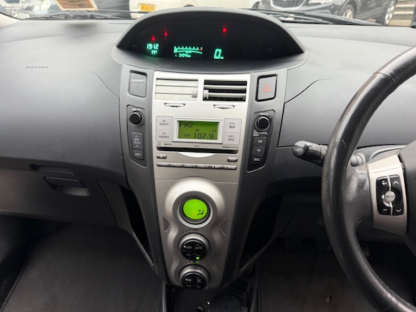 Used Toyota Yaris 2006 for sale - 76259346: Photo 33